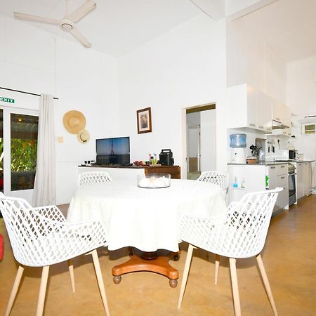 Villa De La Vallee พอร์ตมาตูริน ภายนอก รูปภาพ